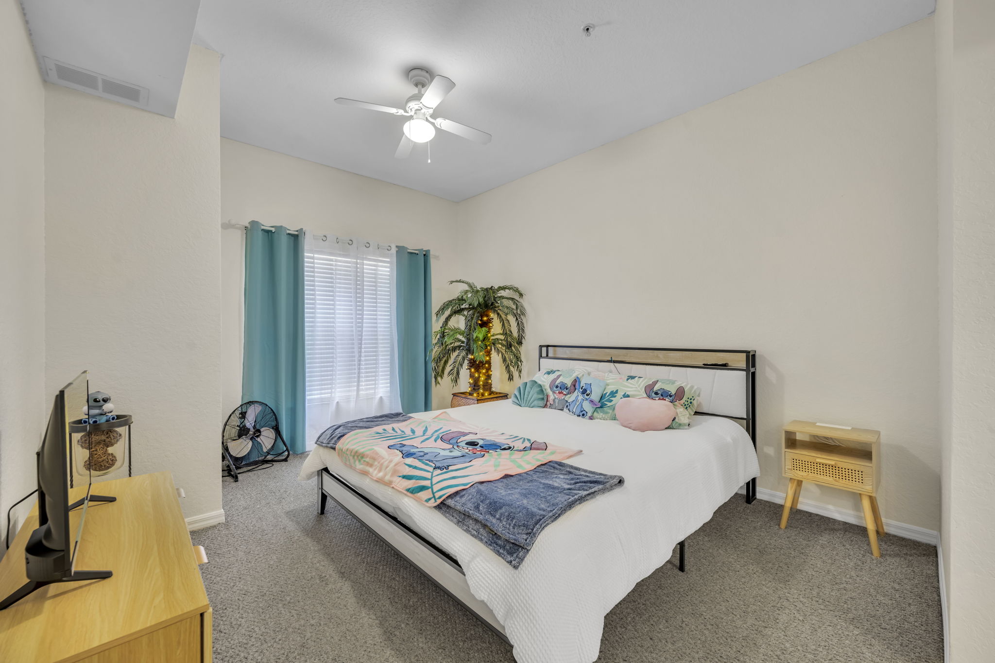 Primary Bedroom Alt